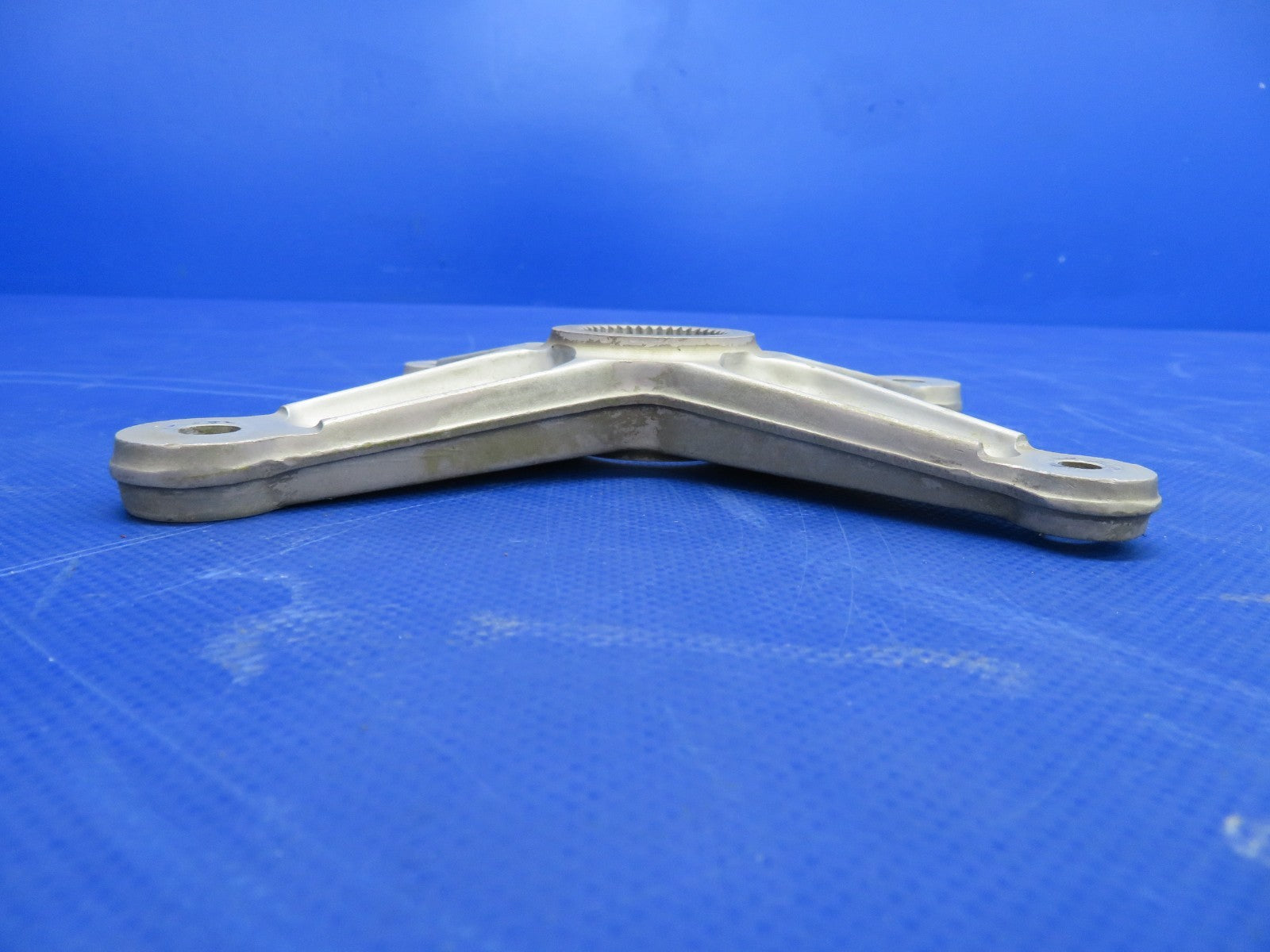 Beech F35 Bonanza Landing Gear Actuator Retract Arm P/N 45-810090 (0726-468)5