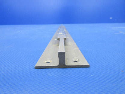 Beech C24R Sierra Seat Track OTBD RH P/N 169-400005-920 (0524-2033)