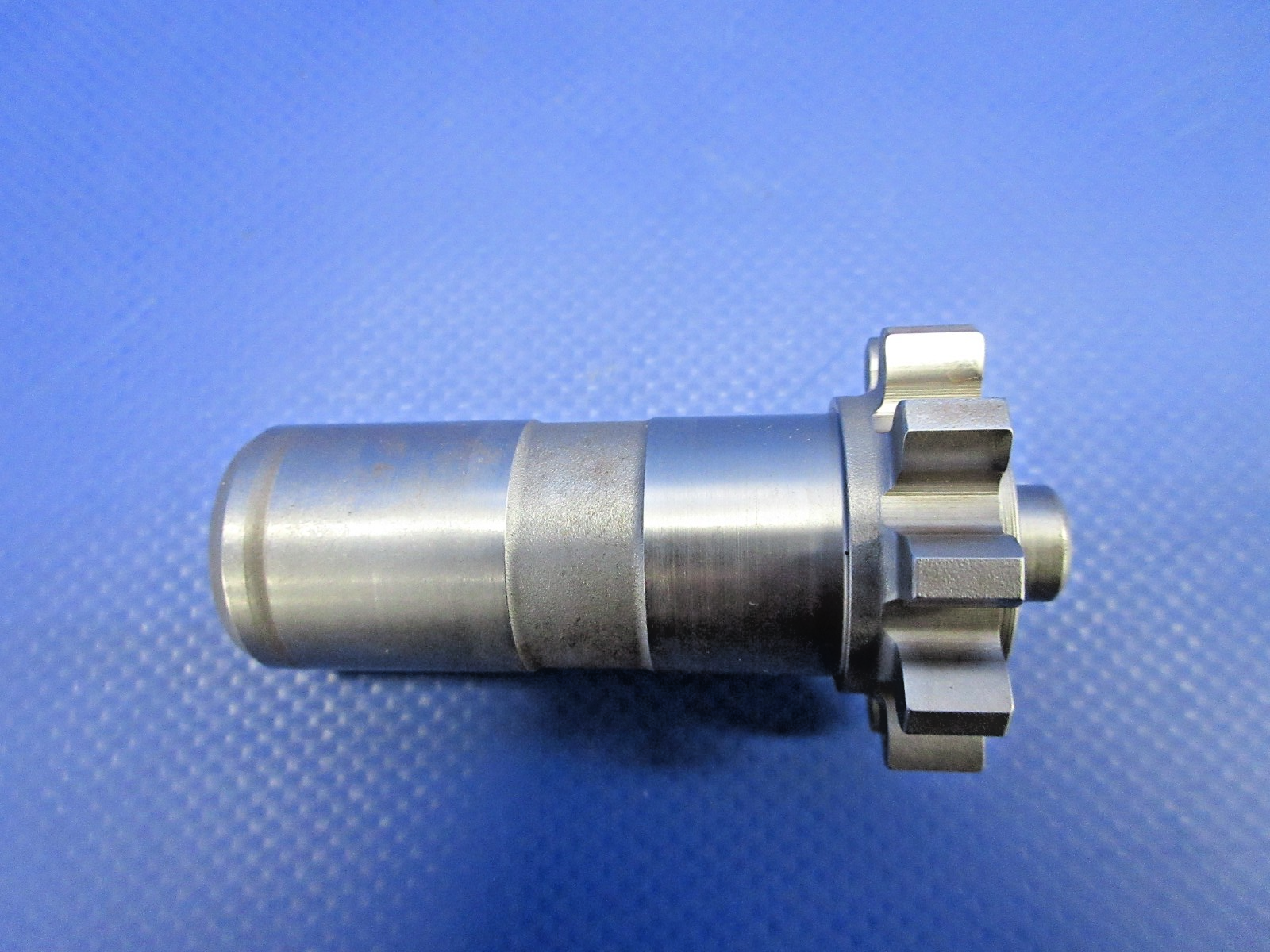 47032372