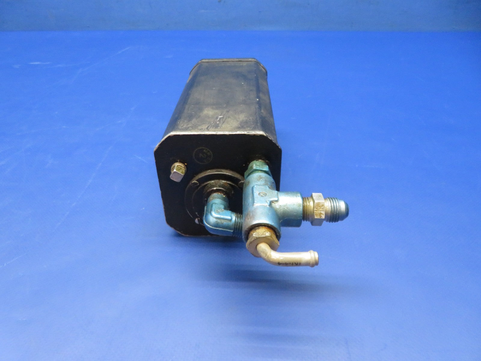 Cessna 421 Directional Gyro P/N C661002-0504, 200-5 CORE (0326-204)6