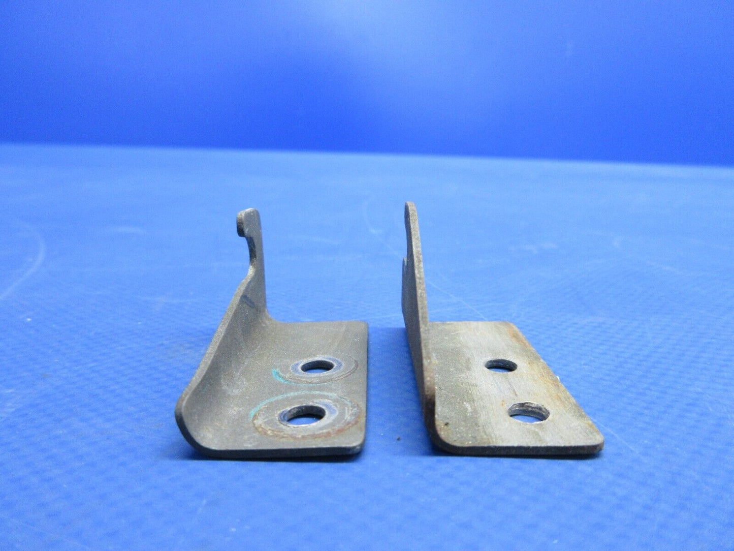 Cessna 337 / P337H Skymaster Fuel Line Bracket Assy P/N 1516045-1 (0724-742)