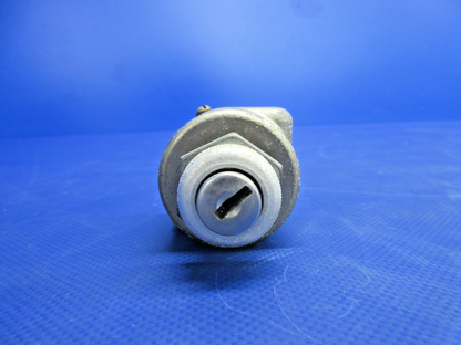 Rockwell Commander 112 Bendix Ignition Switch w/Key P/N 10-357210-1 (0926-845)8