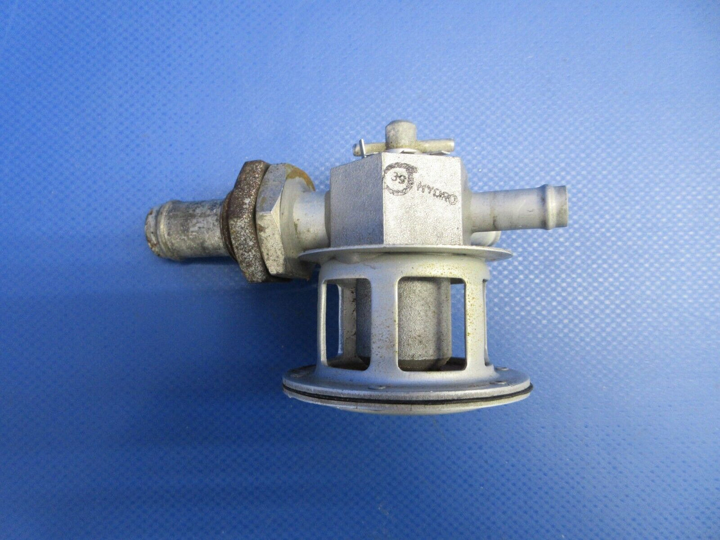 Beech C24R Sierra Airborne Vacuum Regulating Valve P/N 2H3-12 (0524-1851)