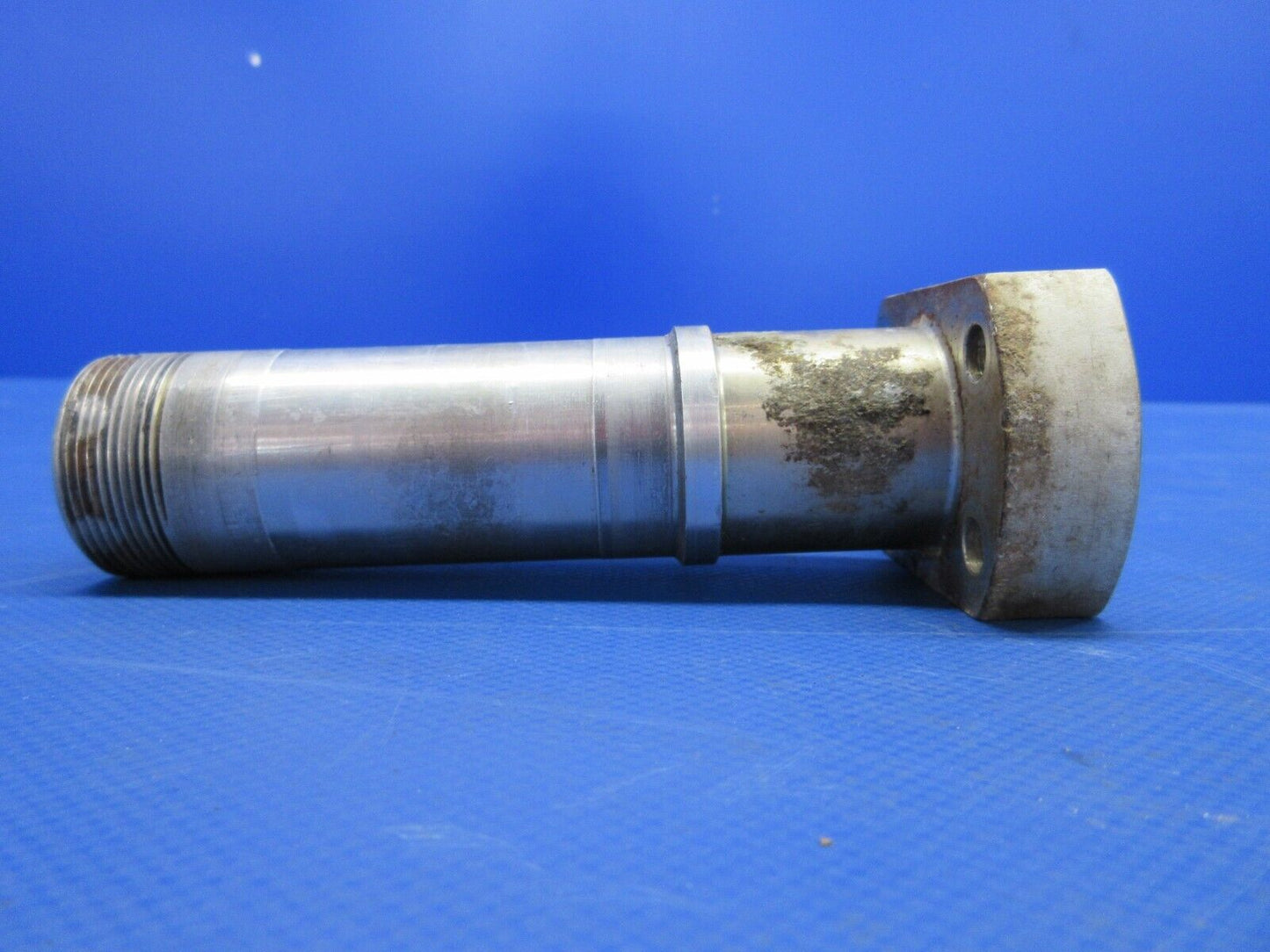 Cessna 175 Main Landing Gear Axle Aluminum P/N 0541124 (0524-1336)
