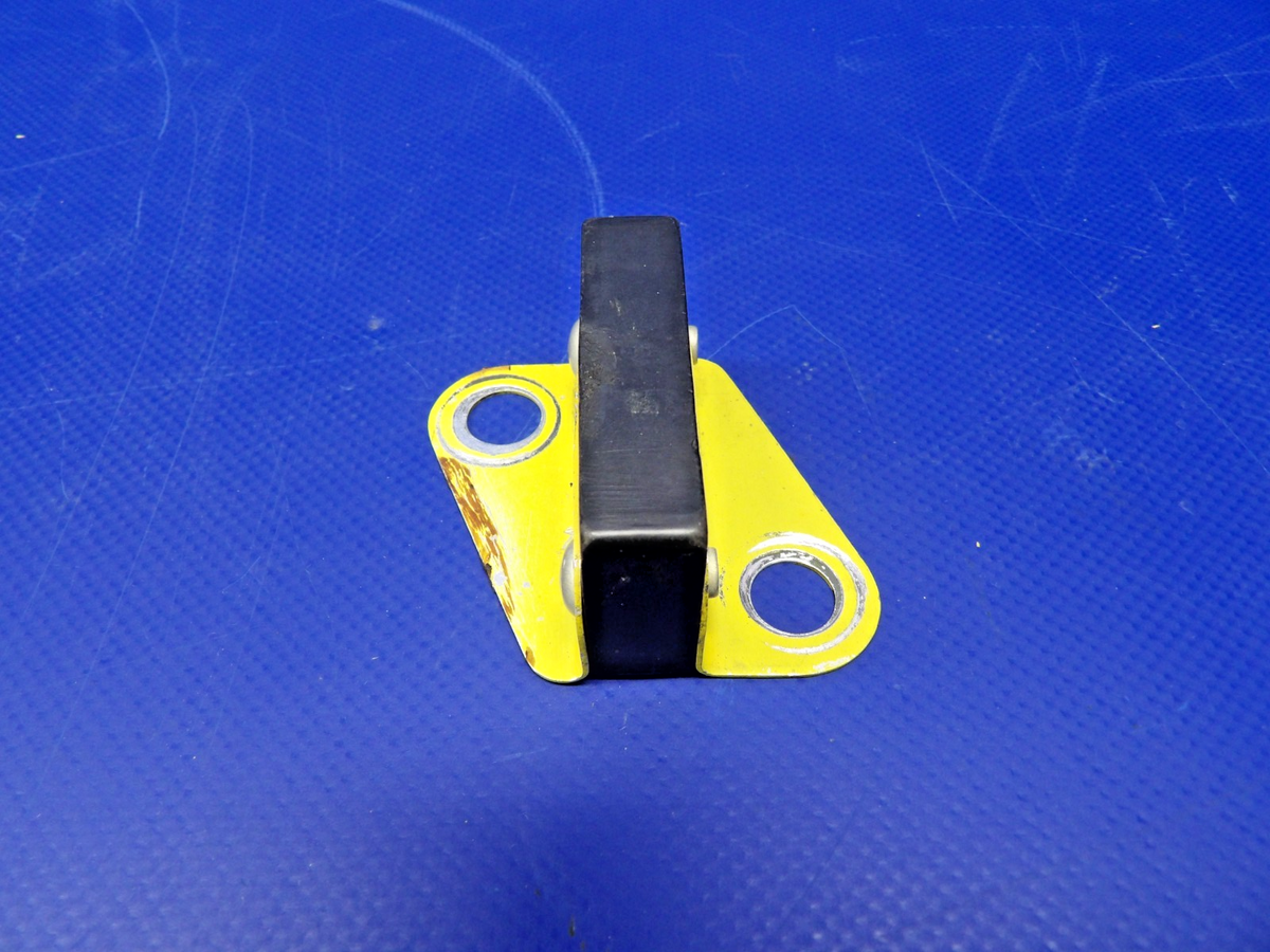 Piper PA-24-250 Comanche Rear Seat Support P/N 20593-00 (0526-1220)4