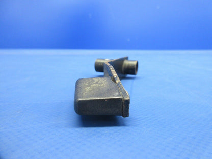 Piper PA-32RT-300T Lance II Fuel Selector Control Lever Assy 69088-05 (0924-891)
