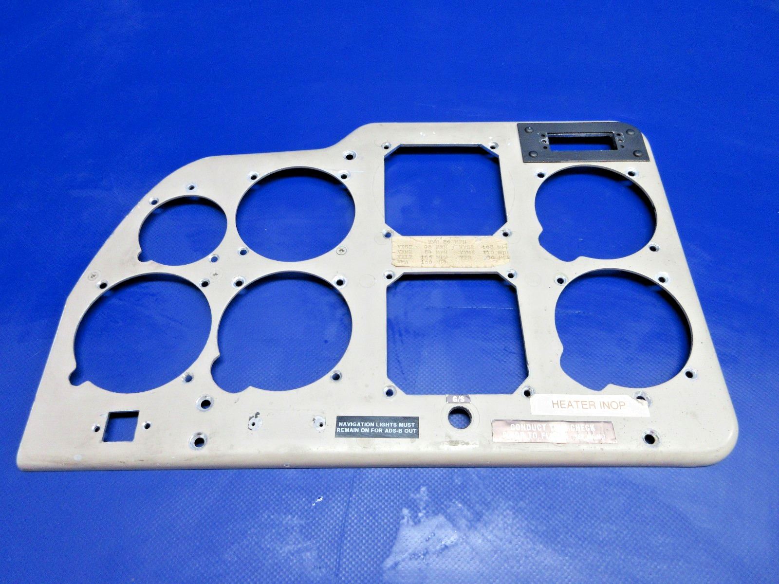 Beech D95A Travel Air RH Floating Instrument Panel P/N 96-324032-3 (0326-725)3