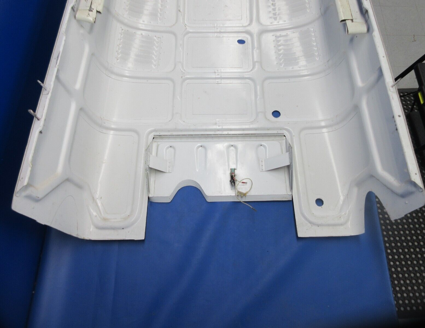 Piper PA-31P Navajo Lower Left Hand Engine Cowl P/N 48154-12 (1124-814)4