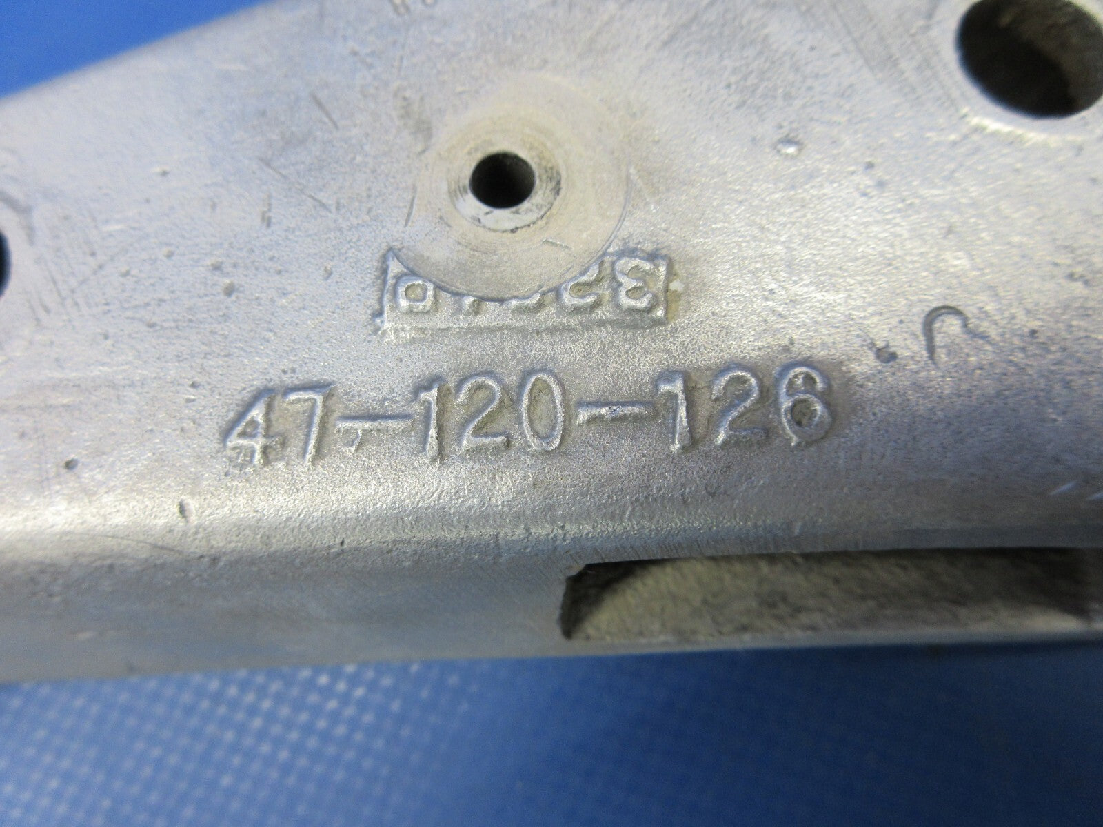 Bell 47J-2 Main Rotor Hub Grip Control Horn P/N 47-120-126-5 (1124-1365)2