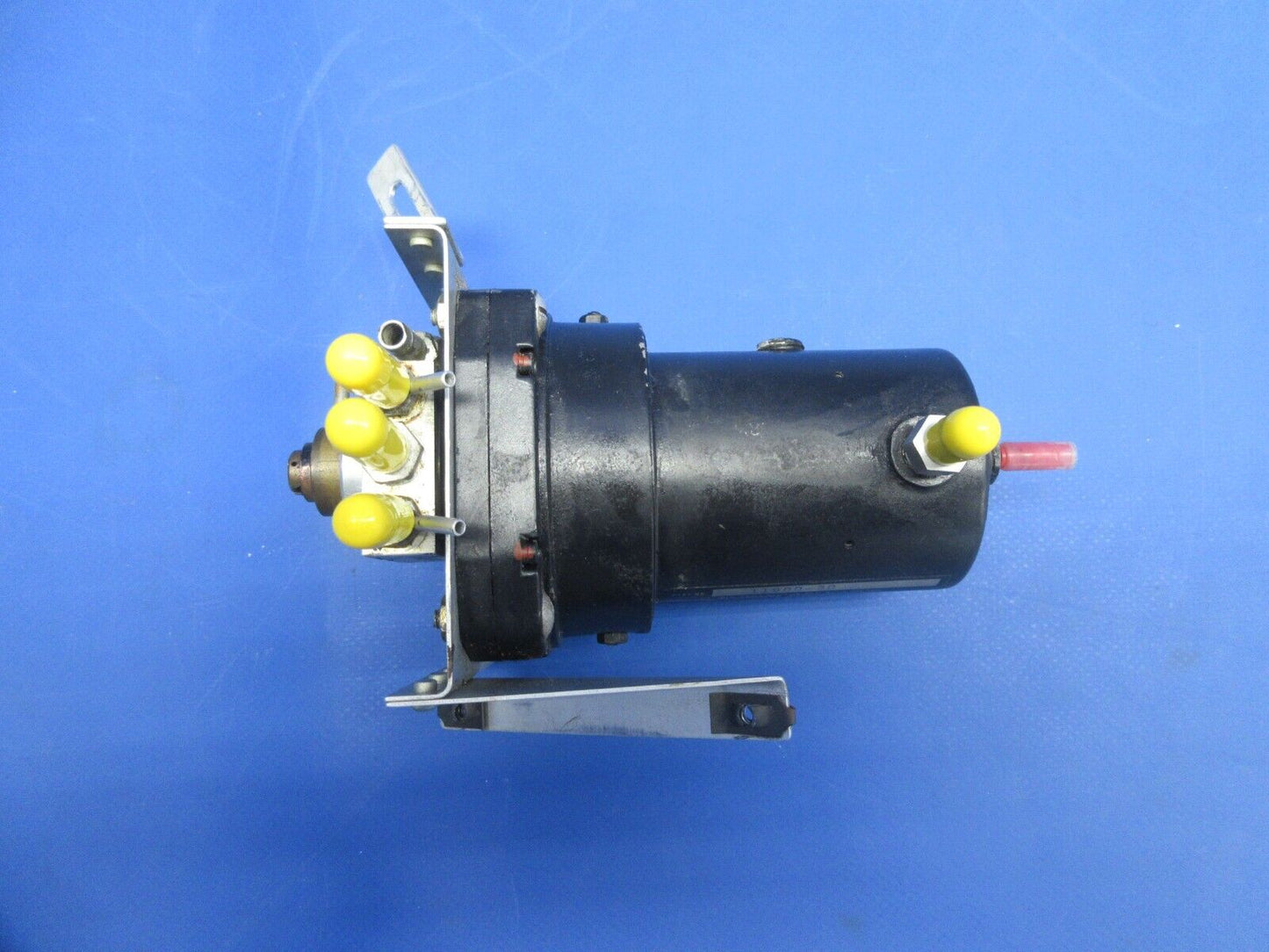 Mooney M20 / M20C Brittain Industries Autopilot Indicator 11900-30 (1024-849)