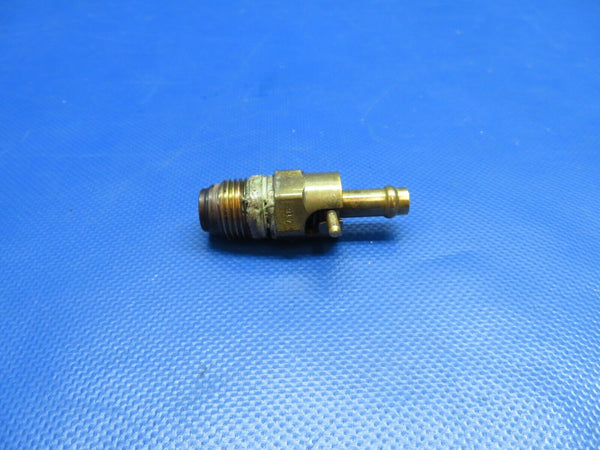 Piper PA-28-140 Cherokee Curtis Oil Drain Valve P/N CCB-37000 (0724-1897)
