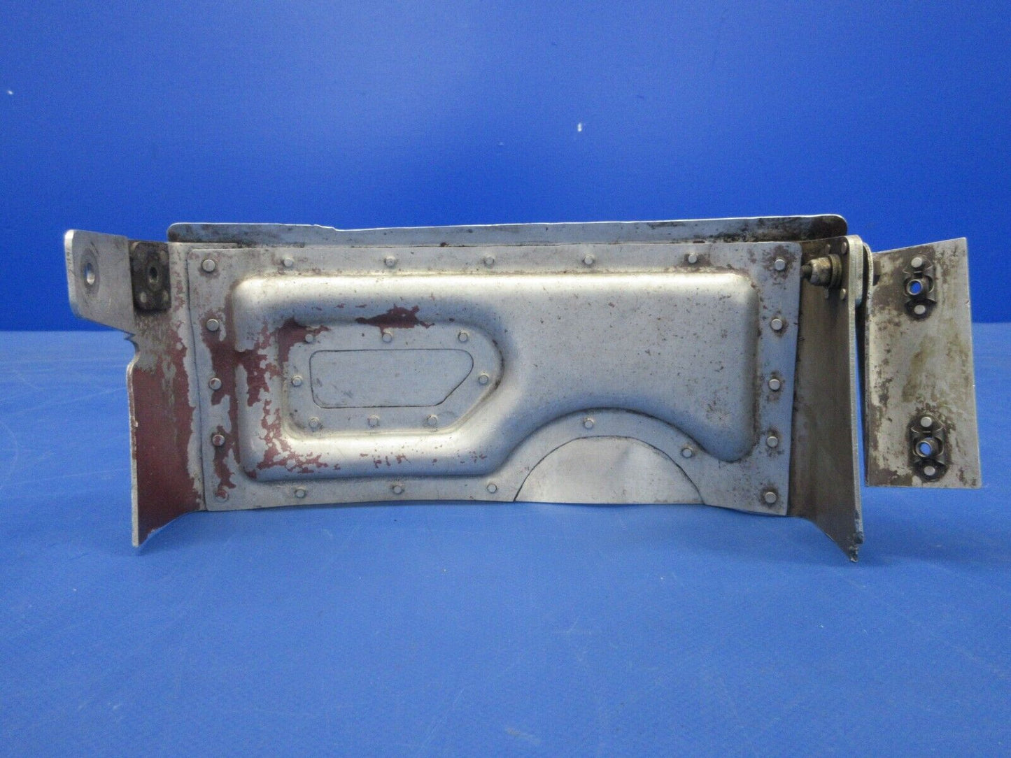 Piper PA-32RT-300T Lance II Cowl Flap Assy RH P/N 98517-13 (1024-728)