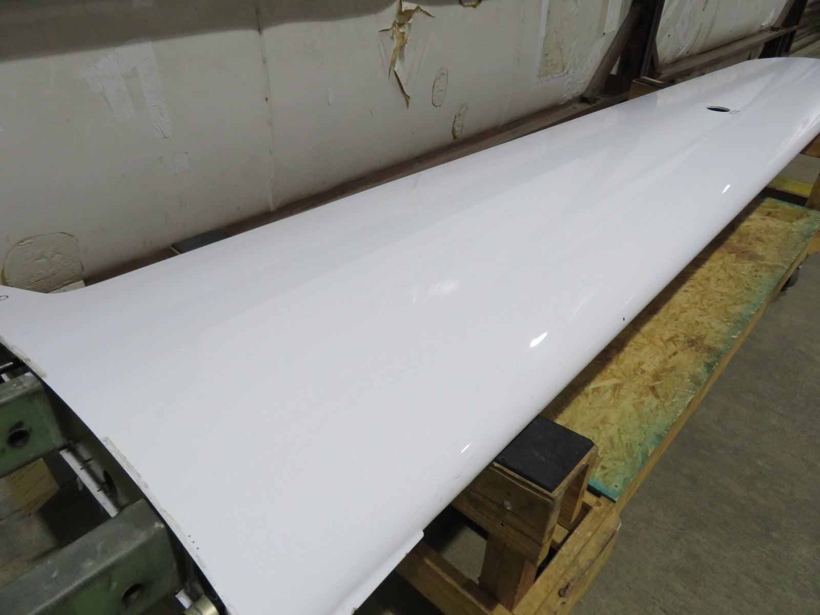 2001 Diamond DA-40-180 Left Hand Wing S/N 40.044 (0326-97)11