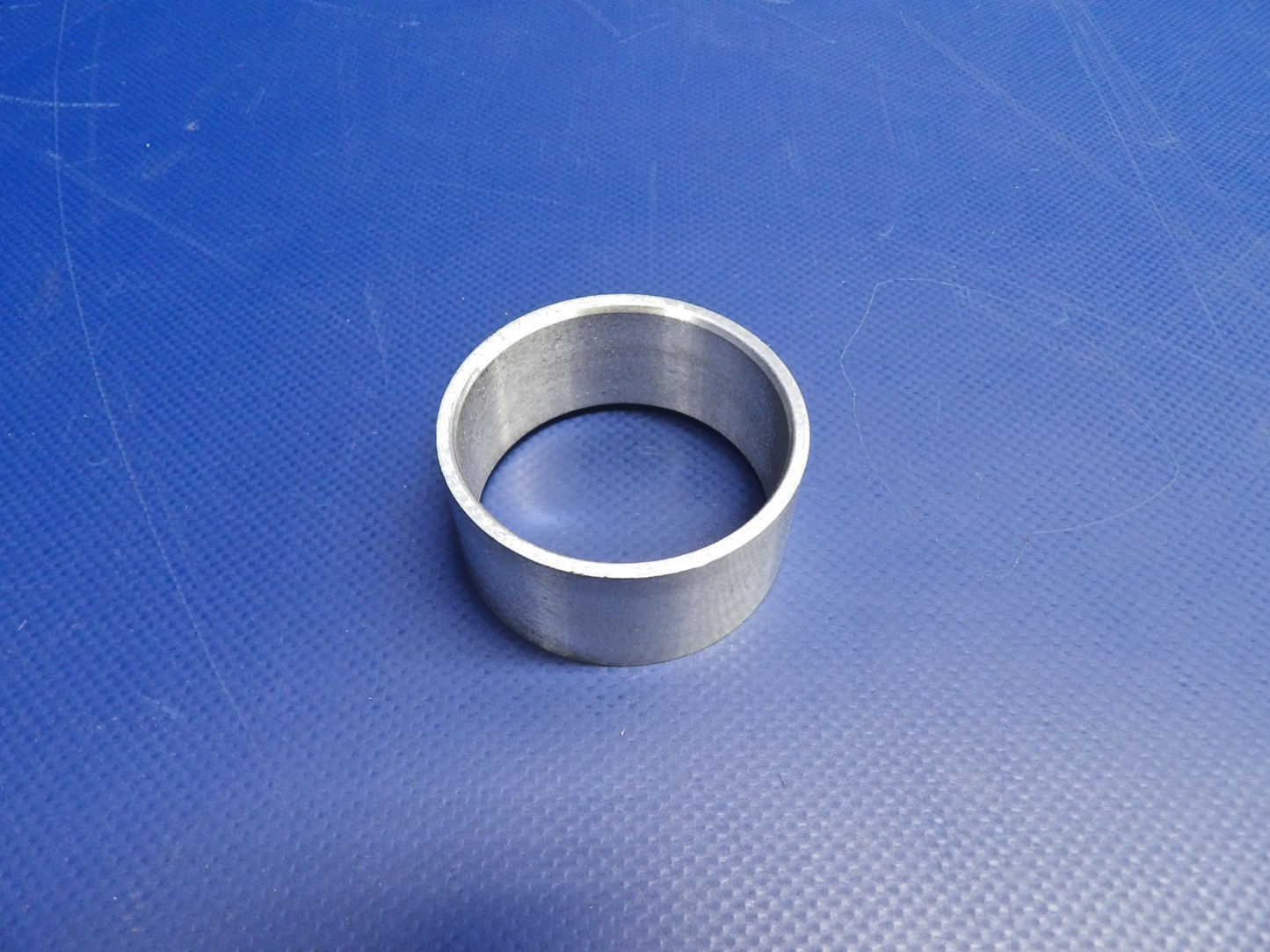 Cessna Nose Gear Strut Bearing P/N 1243021-1 NOS (0426-1204)3