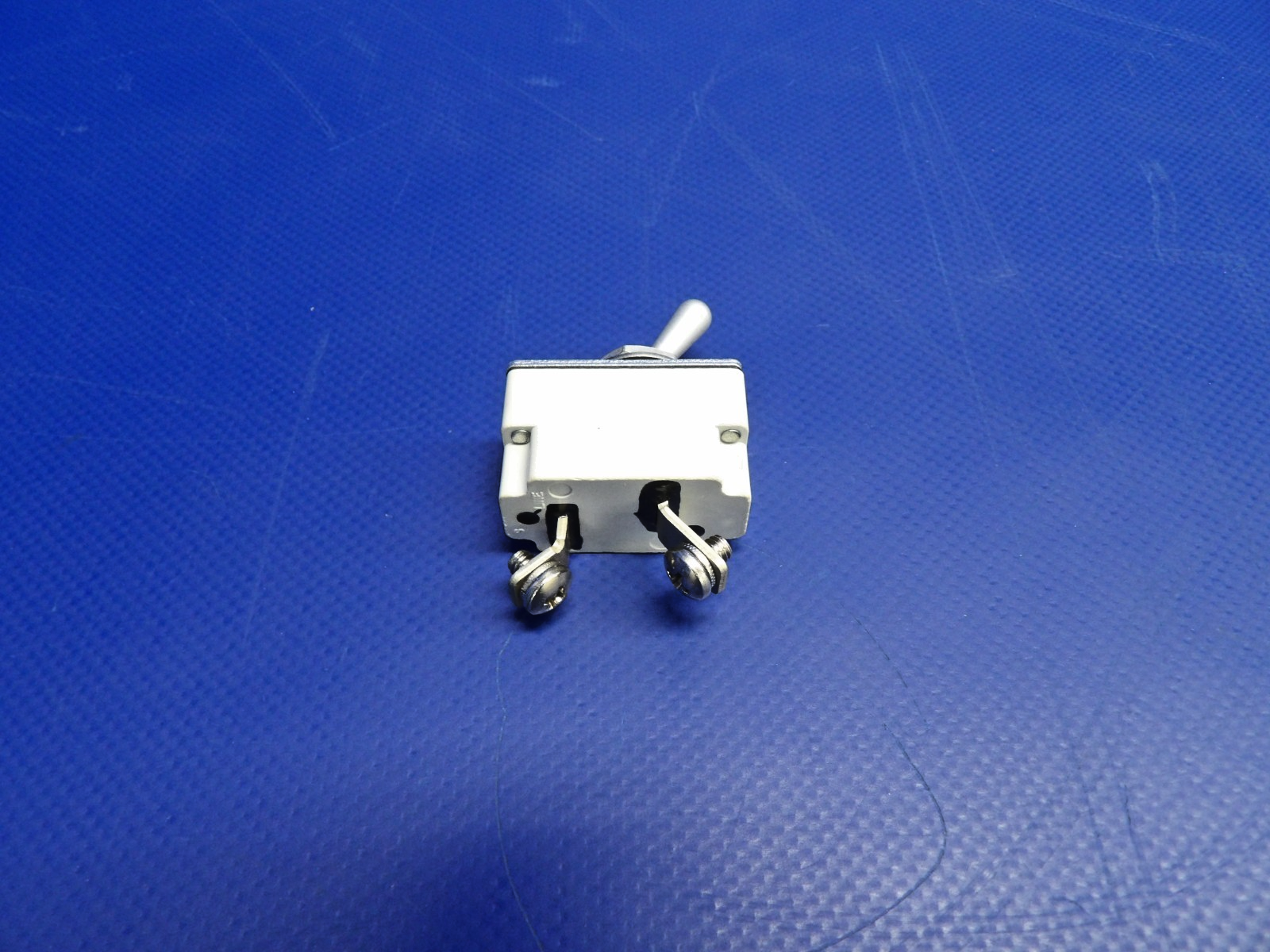 Klixon Circuit Breaker 10 Amps P/N 7270-5-10 NOS (0426-1265)2