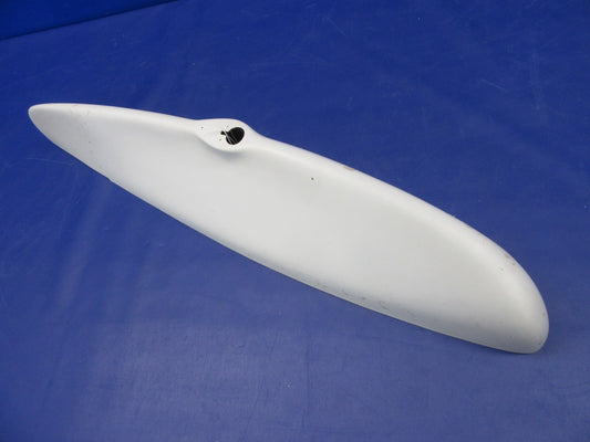 Piper PA-28 / PA-32 Taper Wing RH Fiberglass Wing Tip NOS P/N 35115-01 (0526-05)0