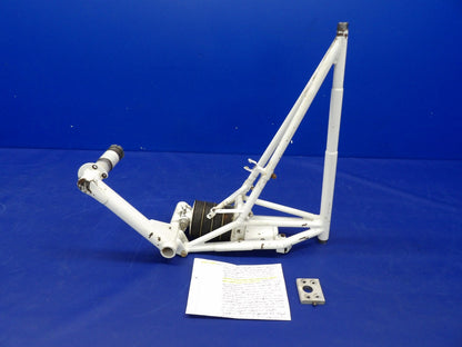 Mooney M20 / M20E RH Main Gear P/N 5257-2, 5071-2 (0826-2157)0