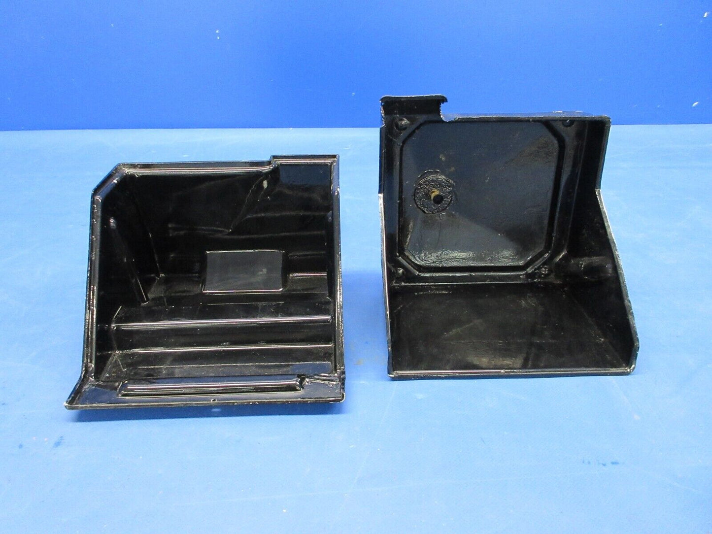 Cessna 337 / P337H Skymaster Battery Box & Base Assy P/N 1550247-1 (0724-1372)