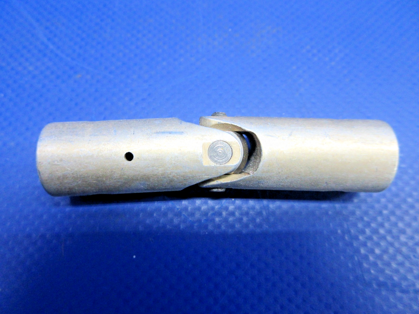 Cessna Control Yoke Universal Joint P/N 0411257 NOS (0426-725)6