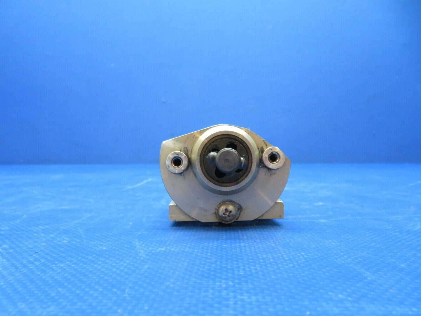 Cessna 337 Upper Cabin Door Gearbox Inner Handle w/ Plate 1517122-1 (0824-198)
