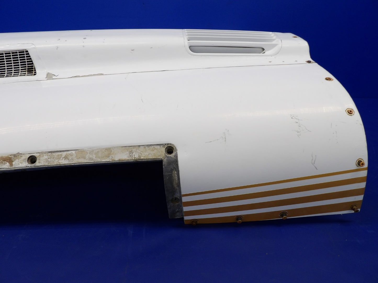 Cessna 421 Upper Left Hand Engine Cowl P/N 5121002-201 (0726-1243)9