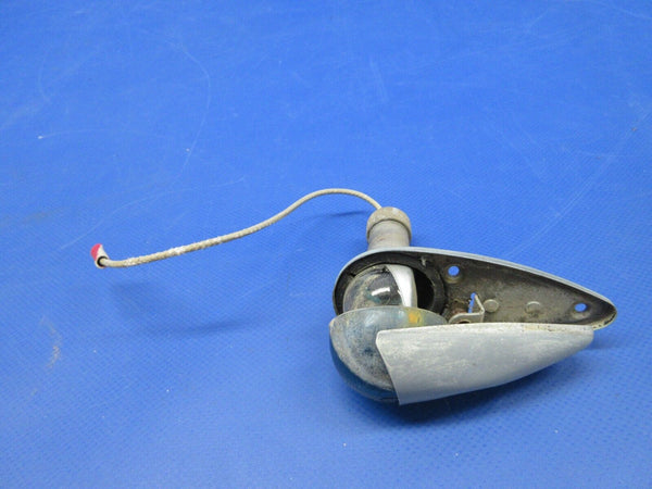 Cessna 175 Wing Position Light Assembly Right Hand P/N 0423006-13 (0524-1328)