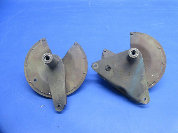 Cessna 172P Flap Control Drive Pulley Assembly LH + RH 0762054-4 & -5 (0824-770)