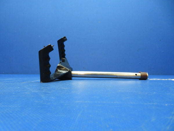 Piper PA-32RT-300T Lance II Pilot Control Wheel P/N 79276-12 (0924-2092)