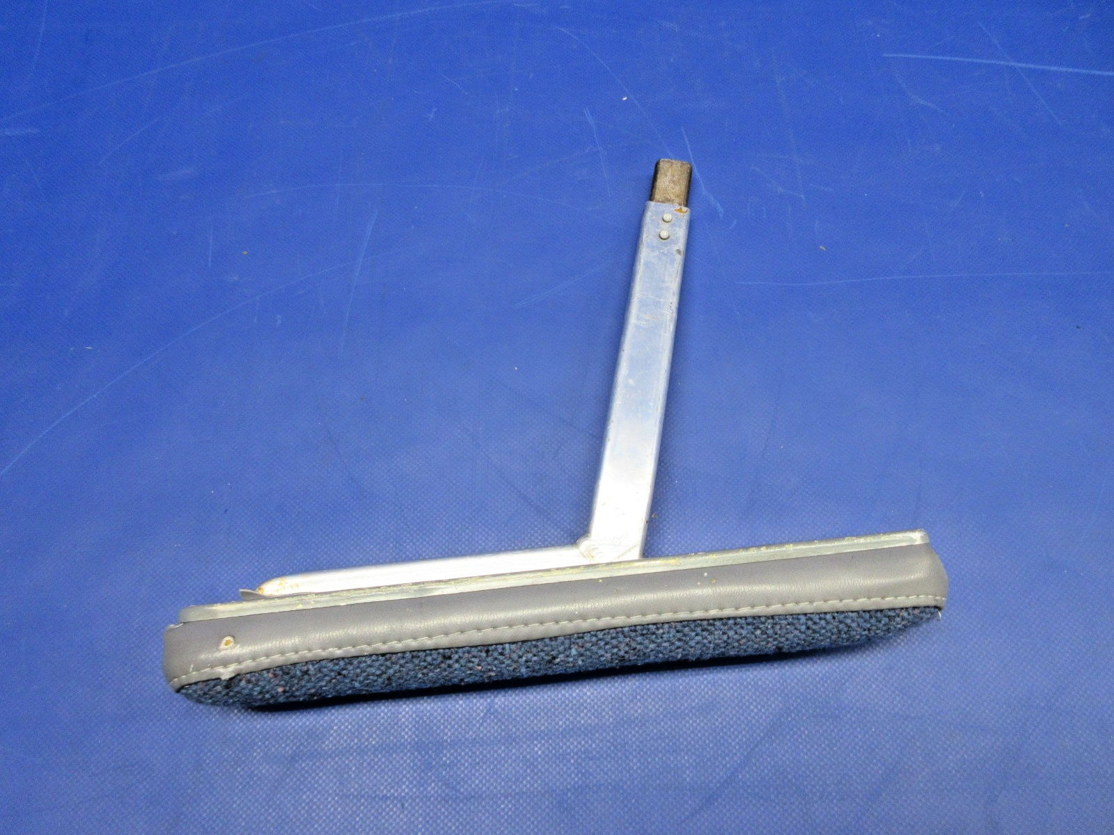 Cessna 310 / 310I Right Hand Armrest P/N 0812990-29 (0326-872)3