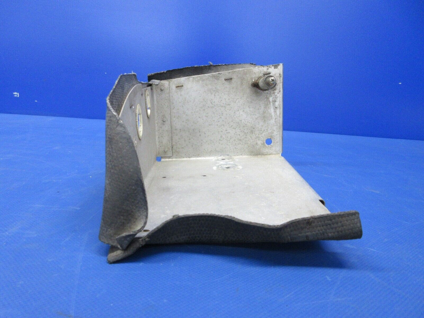 Piper PA-28-181 Fuel Pump & Gascolator Cover Assy P/N 62302-03 (0624-1395)