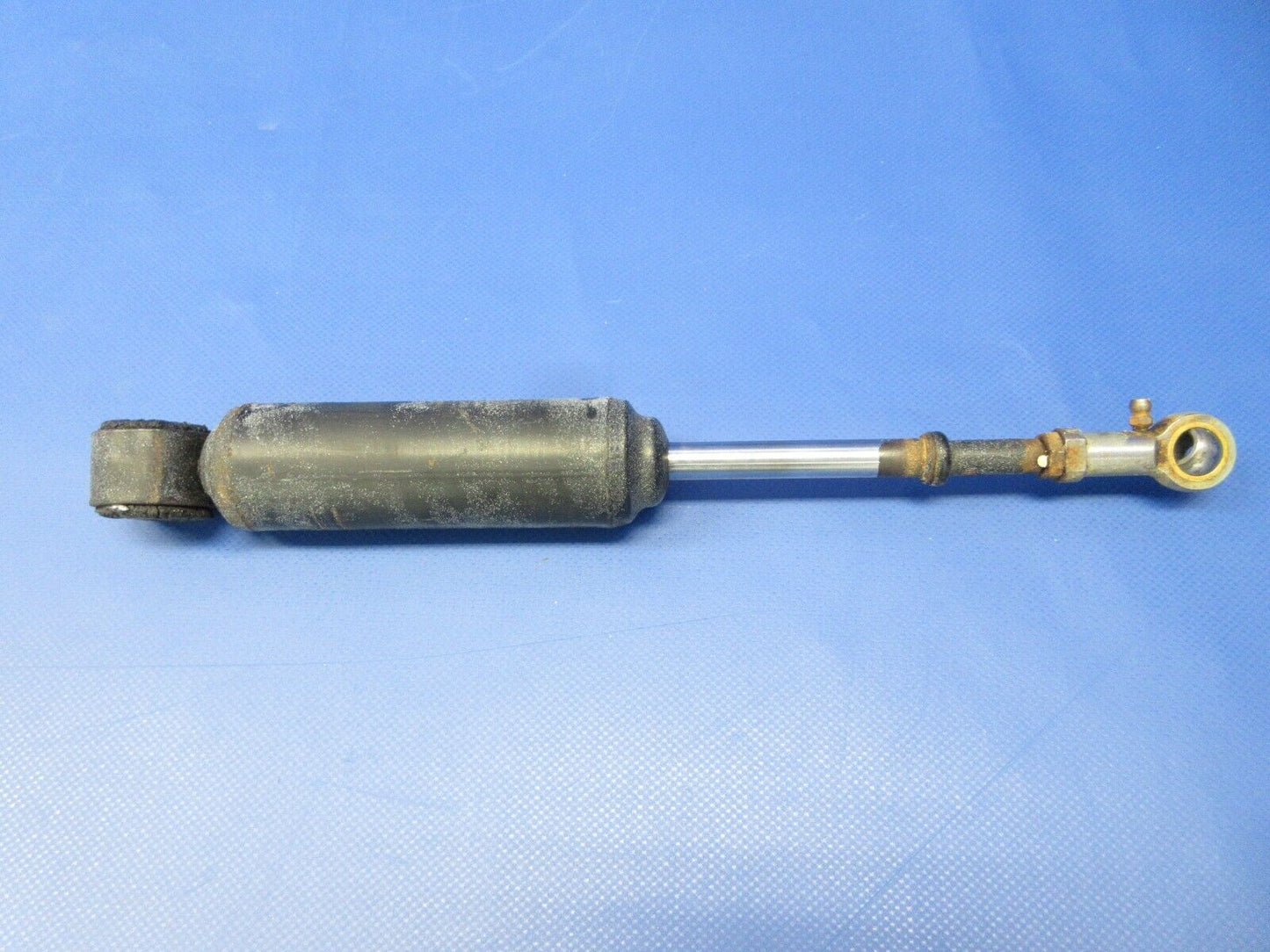 Beech C24R Sierra Nose Wheel Shimmy Damper Assy P/N 169-380029 (0524-1807)