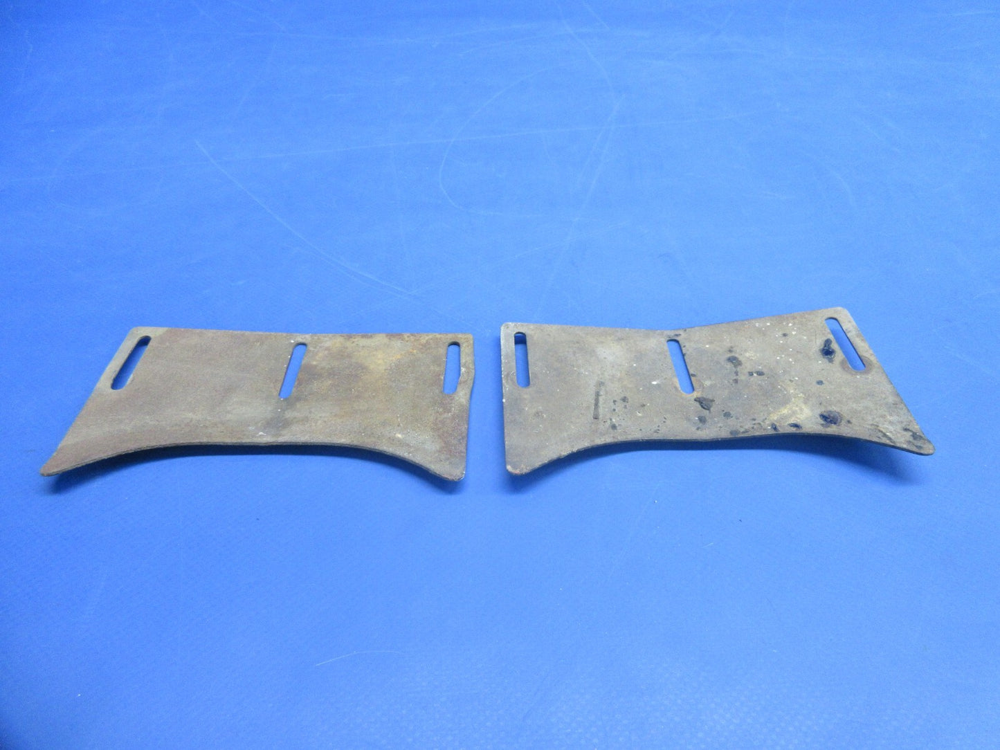 Cessna 150 / 150L Scrapers Main Wheel Fairing P/N 0541205-1 LOT OF 2 (1124-728)2