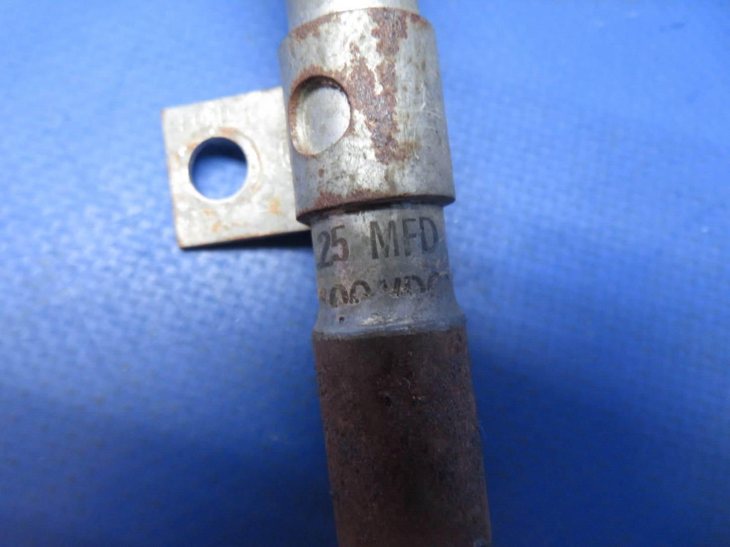 Cessna 401 Bendix Electric Fuel Pump 14V P/N 476411, 574A (0623-357)9