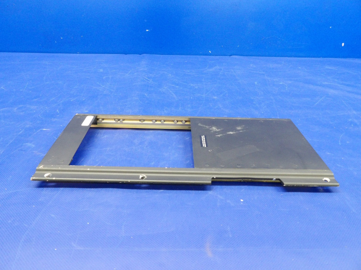 Beech D95A Travel Air Single Stack Canted Rail Tray Mount RP1040-P-1 (0226-510)6
