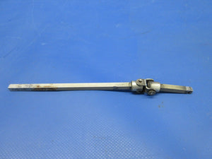 Early Cessna 175A Fuel Selector Valve Shaft Assembly P/N 0511157-14 (0624-1007)