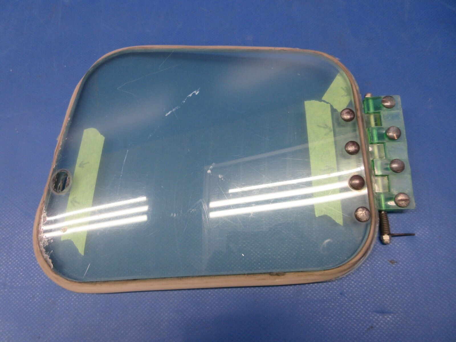 Cessna 310 / 310R Foul Weather Window Glass P/N 0891107-4 (1124-1205)