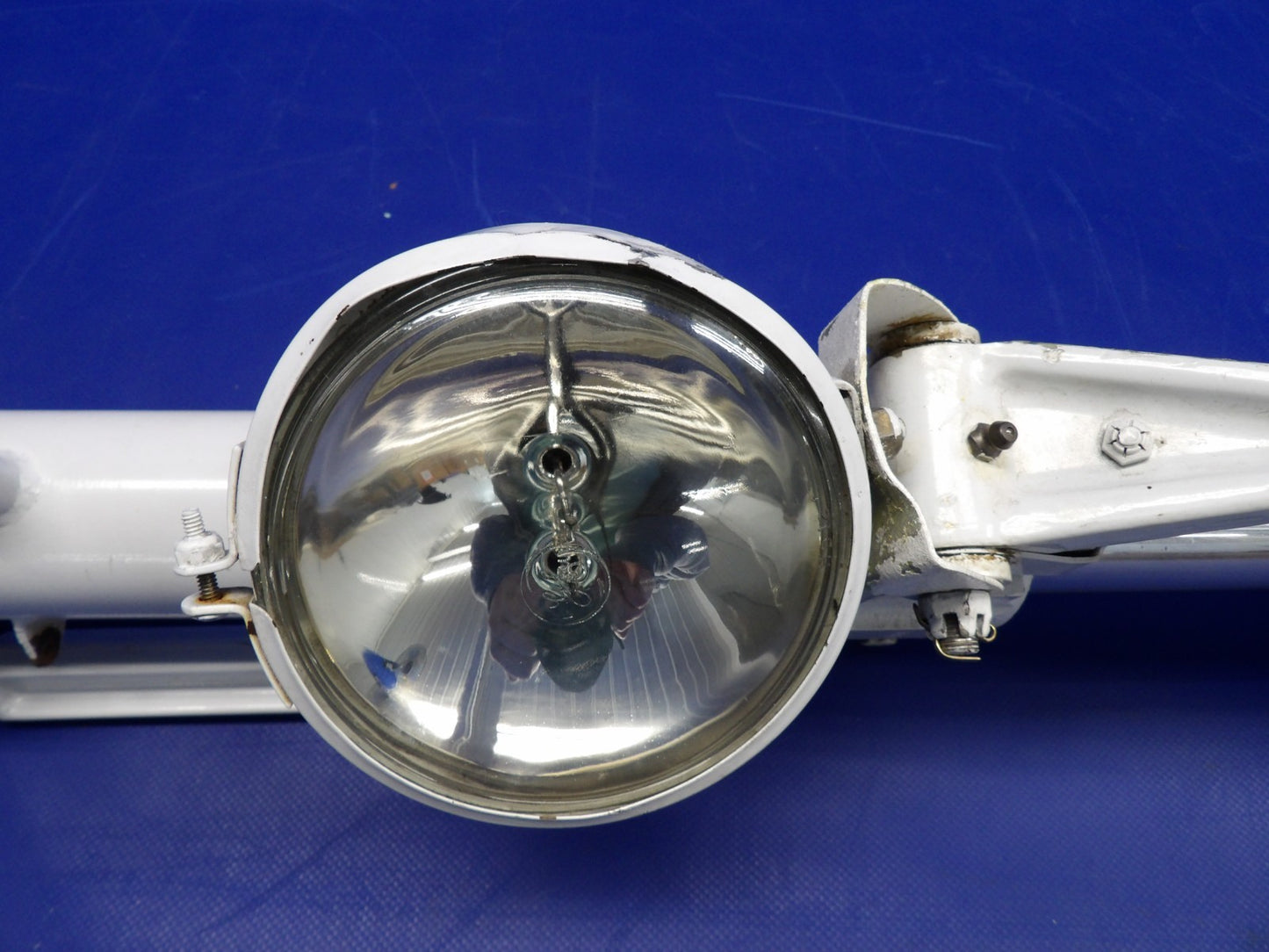 Cessna 310 / 310I Nose Landing Gear P/N 0842000-77 FOR PARTS (0326-2006)10