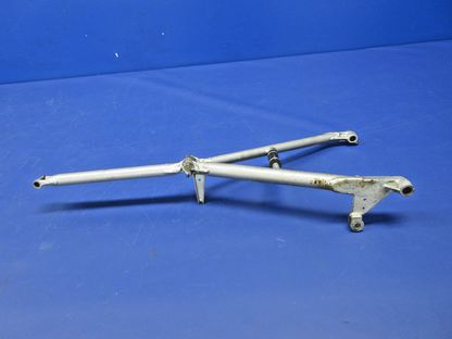 Beech D95A Travel Air Nose Gear Retract Drag Leg + Brace (0326-845)6