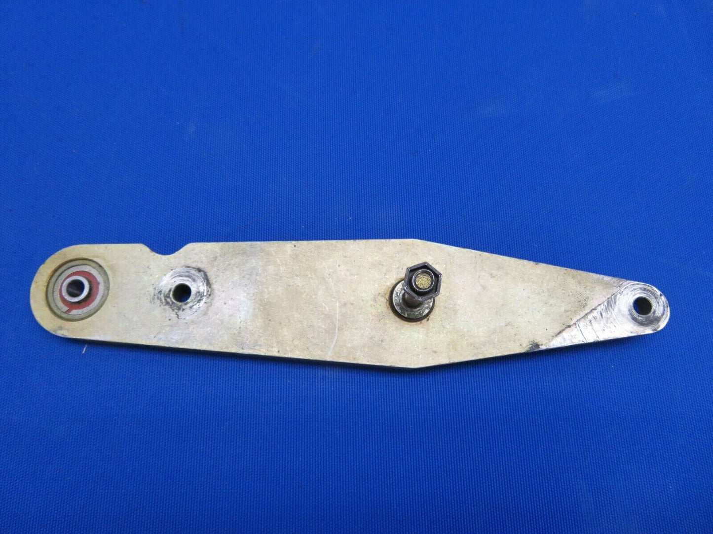 Cessna 210L Bellcrank Elevator FWD P/N 1260440-3 (0820-467)