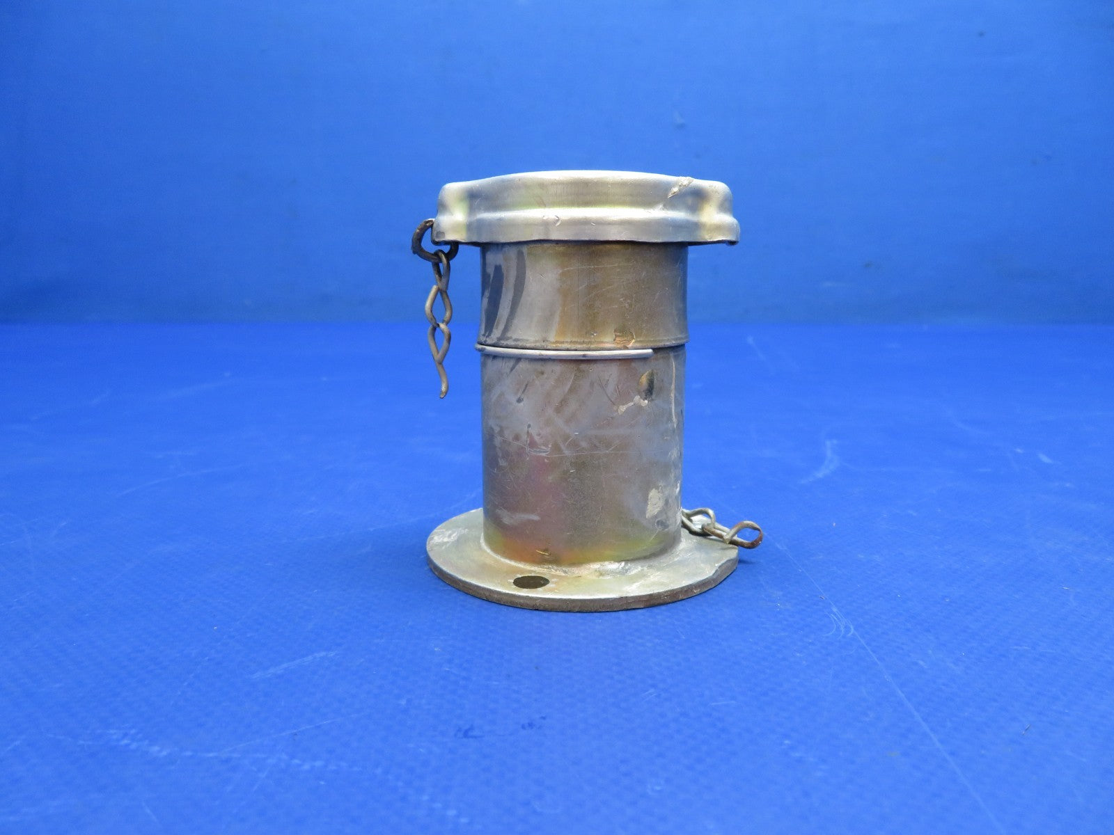 Continental IO-470 Oil Filler Neck w/ Cap P/N 538801, 640620-8 (0326-1778)1