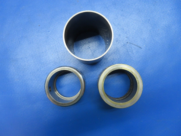 Piper PA-23 Main Gear Bearings: Piston, Gland & Spacer 751-363 LOT (0724-1866)