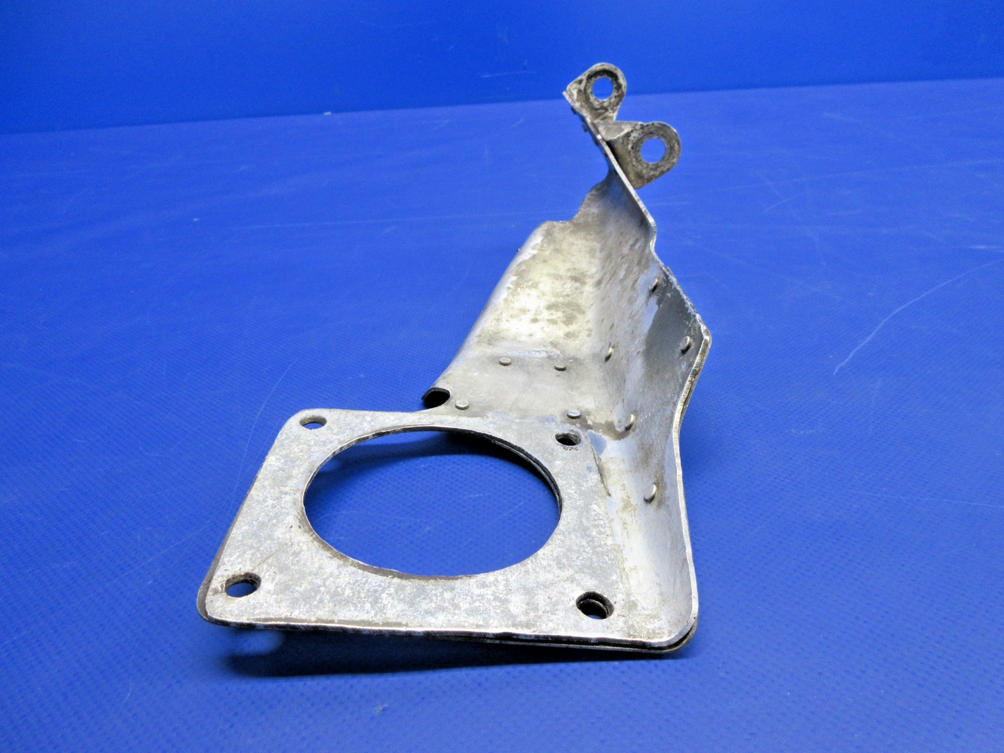 Cessna 310 / 310I Engine Control Bracket P/N 0850449-4 (0326-936)13