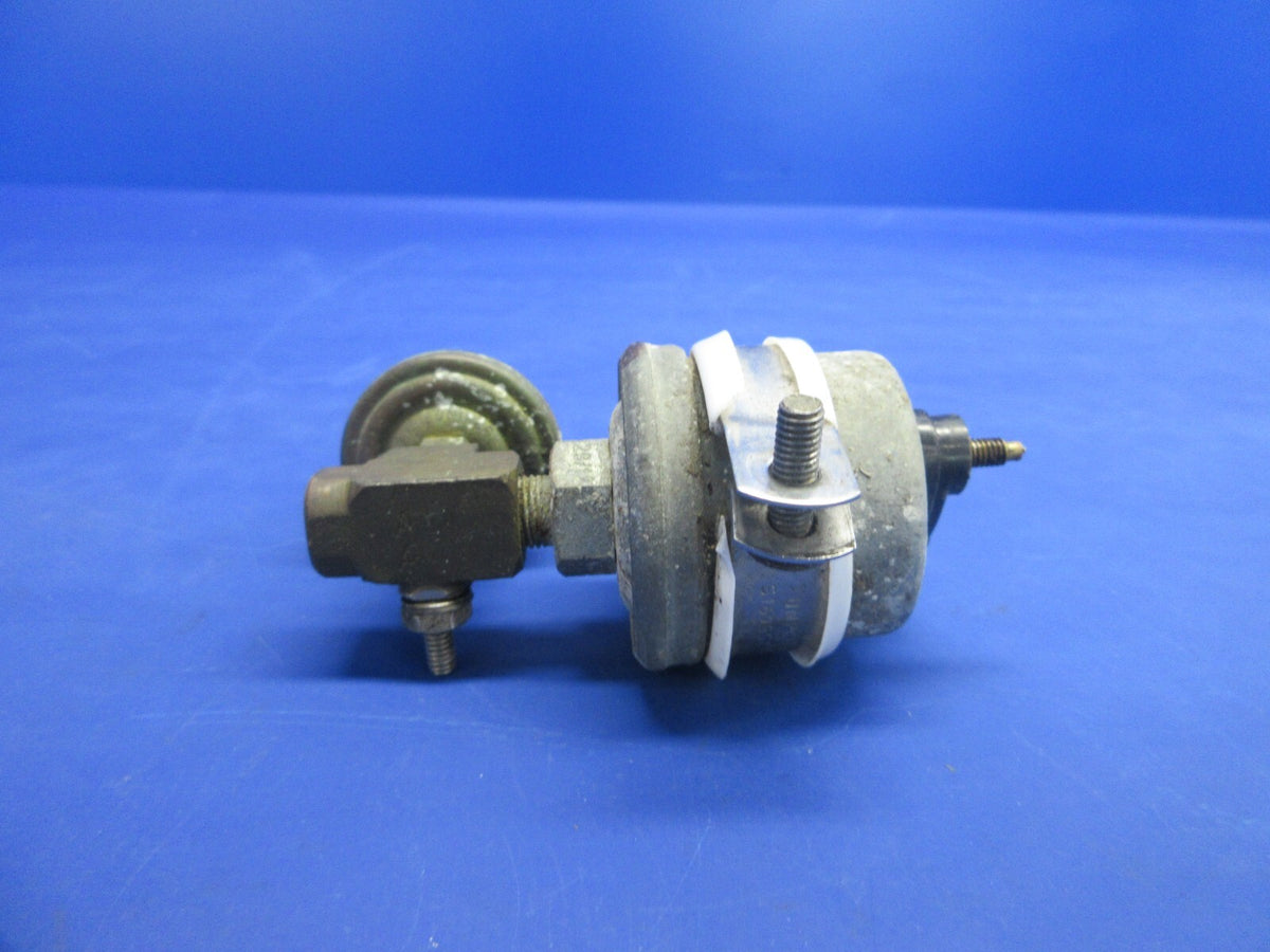 Piper PA-38-112 Tomahawk Fuel Pressure Transducer P/N 486-439 (0525-827)6