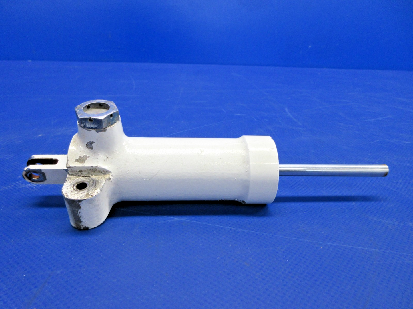 Cessna 310 / 310I Shimmy Dampener P/N 0842400-1 (0326-887)9