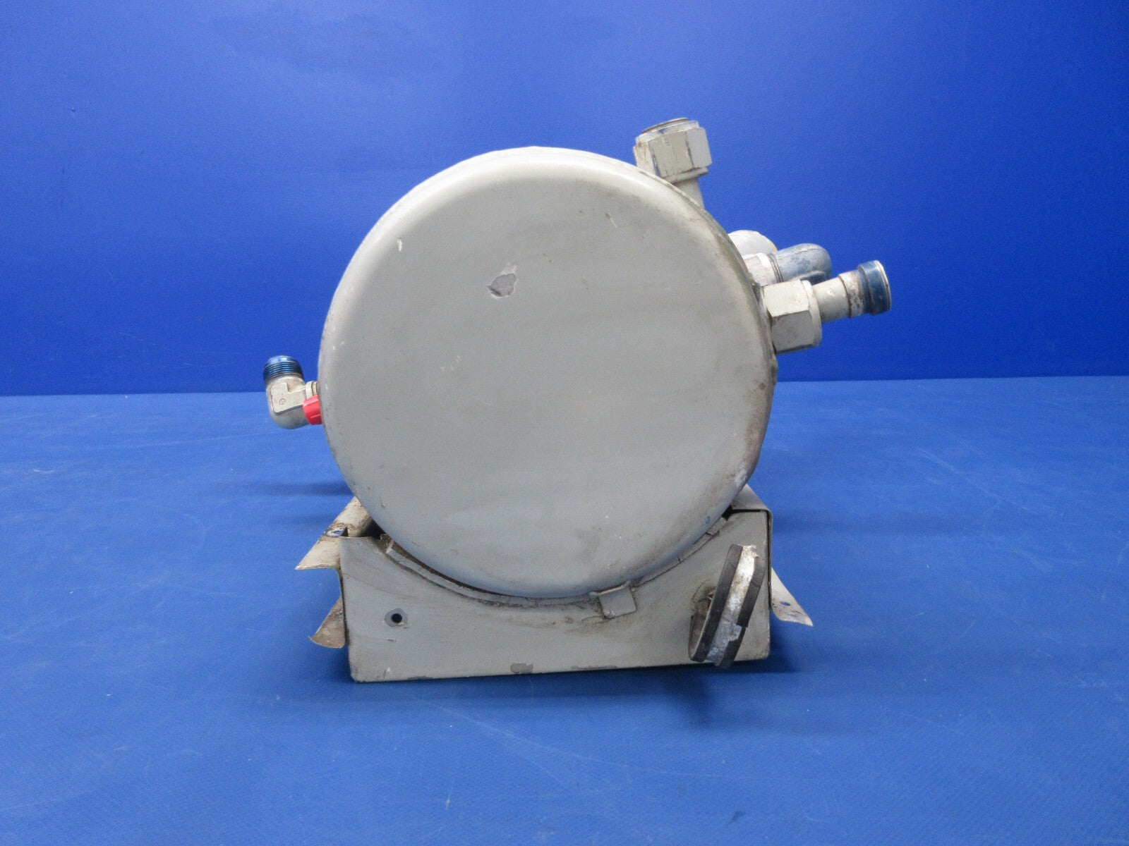 Bell 47J-2 Helicopter Engine Oil Tank P/N 47-672-013-1 (1124-2036)3