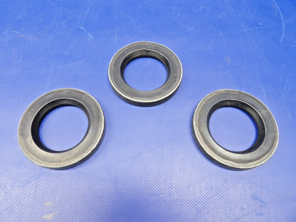 Continental Crankshaft Taper Oil Seal P/N 530917 LOT OF 3 NOS (0426-1360)3