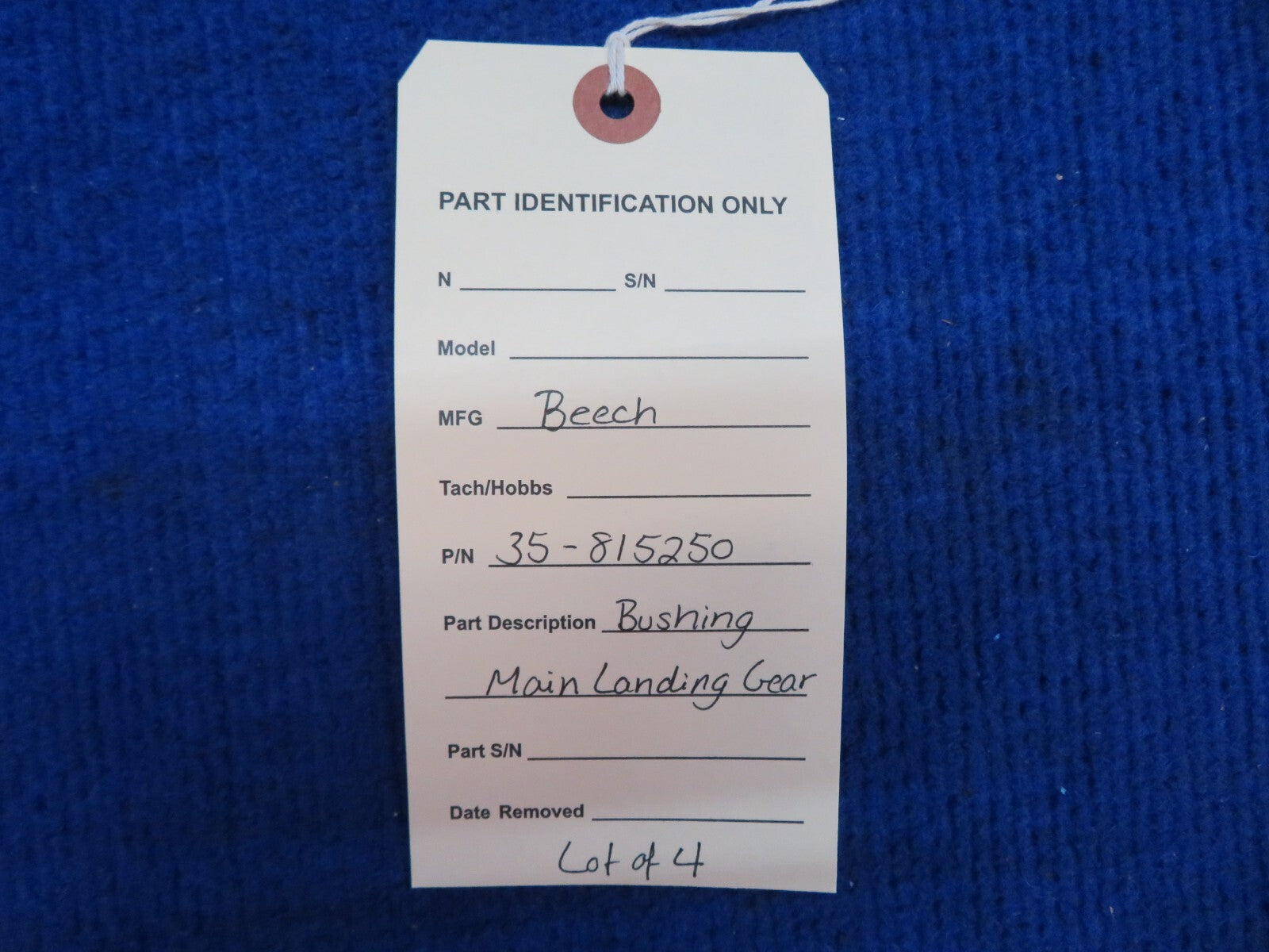 Beech Bushing Main Landing Gear P/N 35-815250 LOT OF 4 (0722-674)8