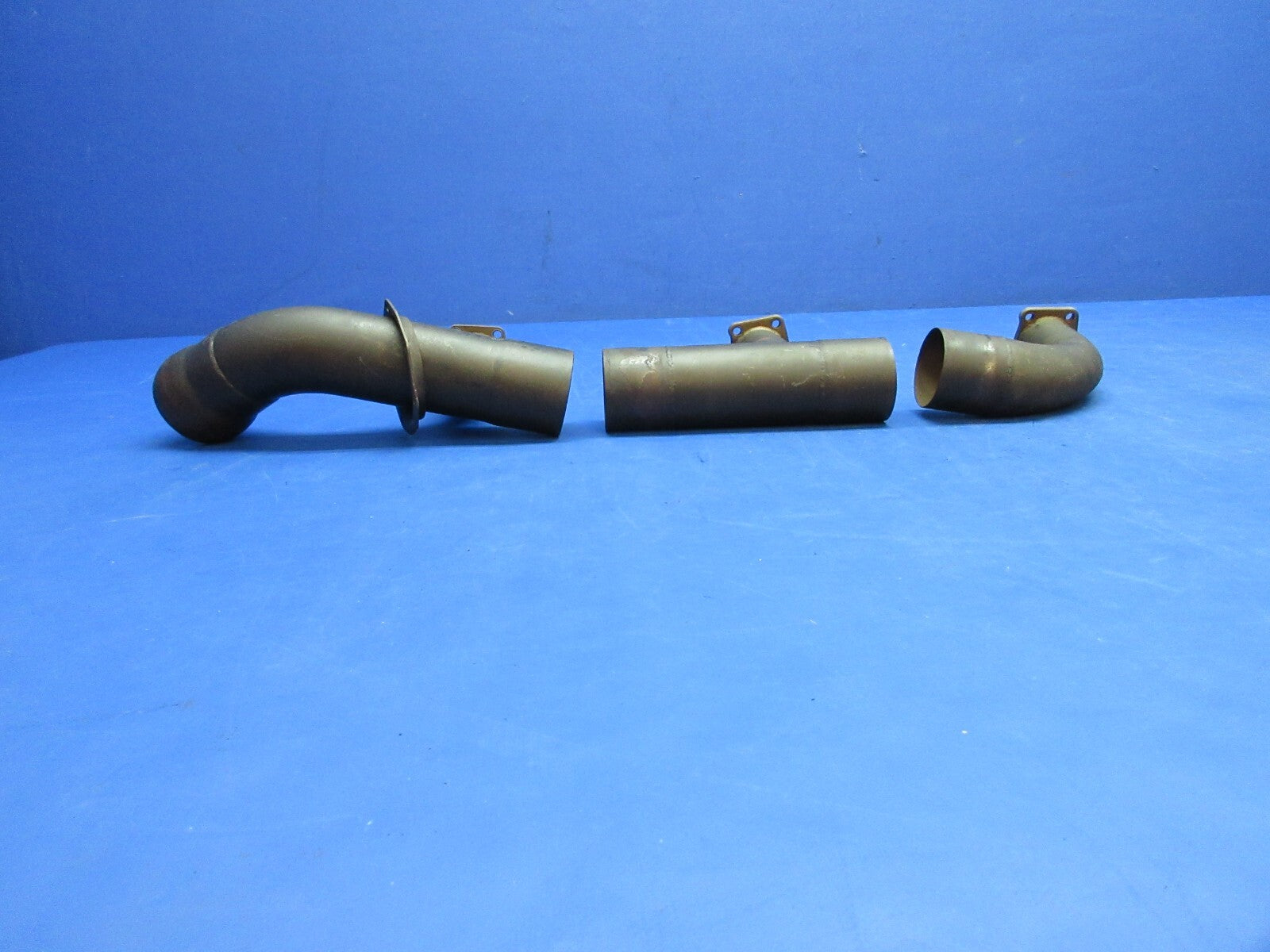 Cessna 421C RH Exhaust w/ Probe Holes P/N 5155166-8 (1023-962)2