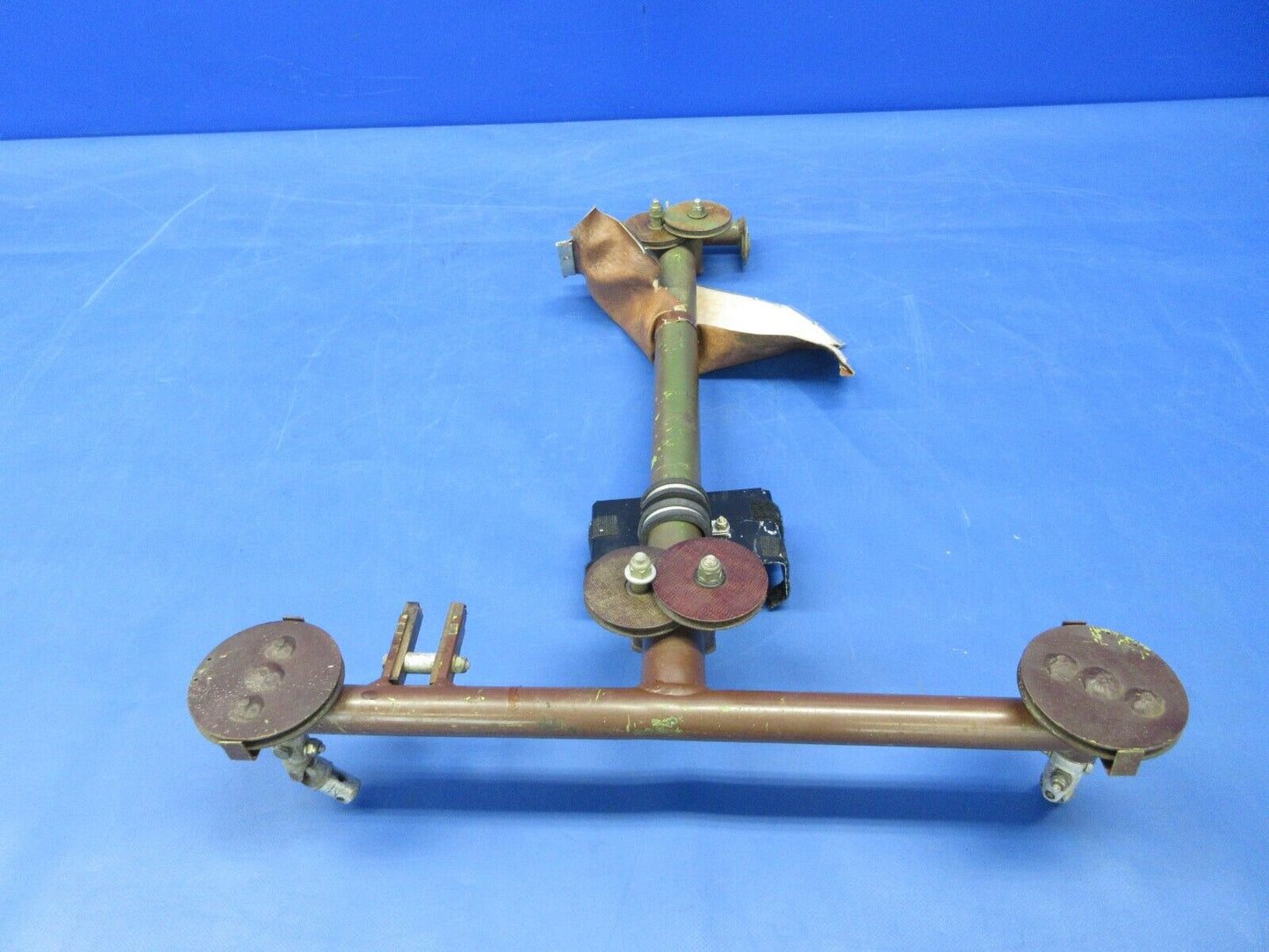 Piper PA-20 Pacer Control Column Assy P/N 12500-00 (1024-2031)