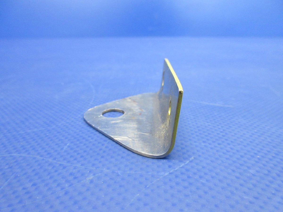 Beech 95-B55 Baron INBD Seat Attaching Bracket P/N 36-530011-35 (0526-708)5